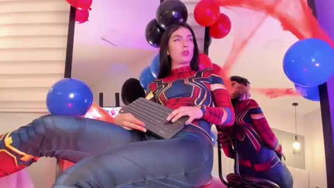 alice_lodge online show from 10/04/25, 03:37