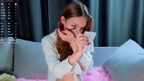 Alice online show from 09/12/25, 02:44