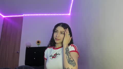 alice and amber online show from 02/25/25, 08:14