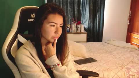 Alice online show from 12/19/25, 07:43