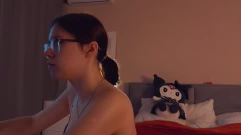 Alice online show from 09/19/25, 02:35