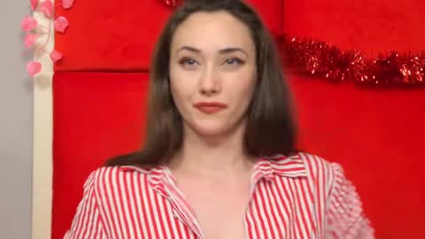 Snapshot of alice_munro chatting on 12/30/24, 04:20 AliceMunro online show from 12/30/24, 04:20