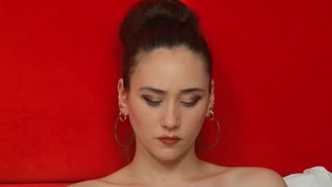 Snapshot of alice_munro chatting on 01/10/25, 04:12 AliceMunro online show from 01/10/25, 04:12