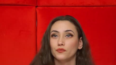 Snapshot of alice_munro chatting on 01/23/25, 07:29 AliceMunro online show from 01/23/25, 07:29