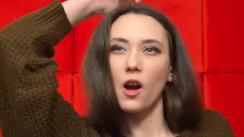 Snapshot of alice_munro chatting on 02/03/25, 08:46 AliceMunro online show from 02/03/25, 08:46