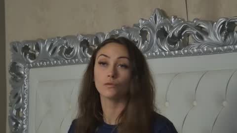 Snapshot of alice_munro chatting on 10/07/25, 07:11 AliceMunro online show from 10/07/25, 07:11