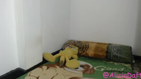 Alicia Aldara online show from 04/12/26, 04:50