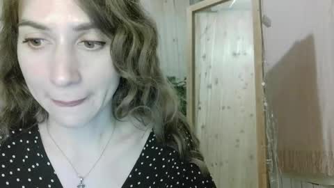 Snapshot of alice_sincere chatting on 05/10/26, 09:20 Alice Love you all online show from 05/10/26, 09:20