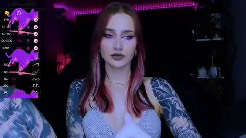 Snapshot of alice_specter chatting on 05/18/26, 06:36 Alice online show from 05/18/26, 06:36