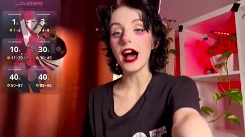 alice_succubus online show from 03/05/25, 09:59