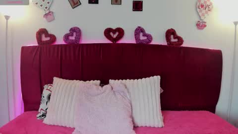 alice_summer1 online show from 02/03/26, 09:53