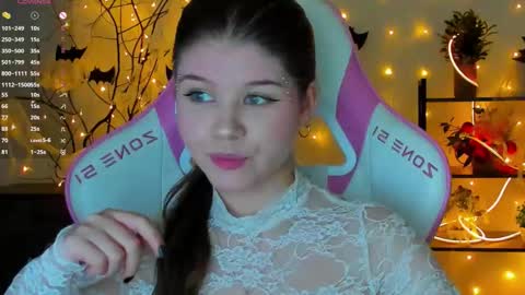 Alice online show from 11/01/25, 09:06