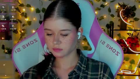 Alice online show from 02/06/26, 04:43