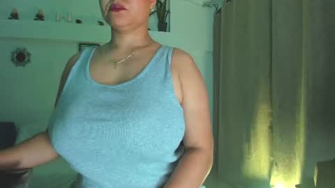 Snapshot of alice_thompsonx chatting on 06/30/26, 10:44 Alice thompsonx online show from 06/30/26, 10:44