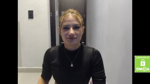 Snapshot of alice_trinity chatting on 01/15/25, 04:43 Alice online show from 01/15/25, 04:43