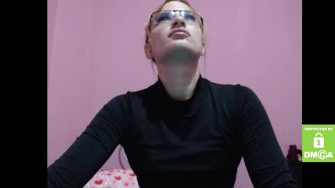 Snapshot of alice_trinity chatting on 09/24/25, 07:06 Alice online show from 09/24/25, 07:06