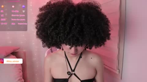 Alice  online show from 03/06/26, 06:15