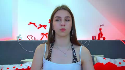 Snapshot of aliceatkin chatting on 06/28/26, 06:41 Alice online show from 06/28/26, 06:41