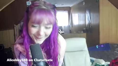Alice online show from 09/24/25, 07:17