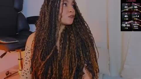 Snapshot of alicebenette chatting on 08/07/26, 11:07 Alice Benette online show from 08/07/26, 11:07