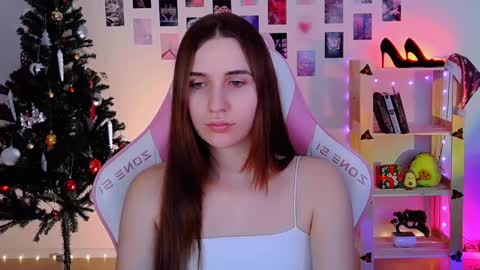 alicecharmy online show from 12/16/24, 01:43