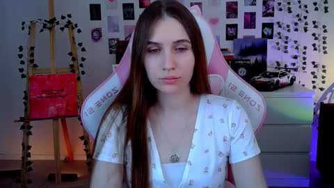 alicecharmy online show from 09/17/25, 11:12