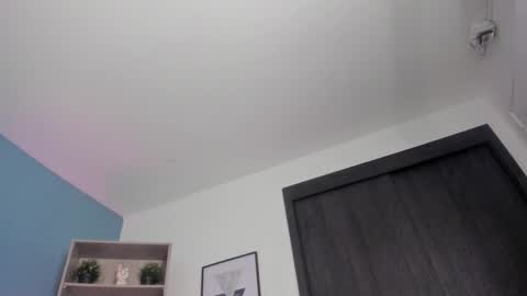 Alice Cullen online show from 09/16/25, 12:06