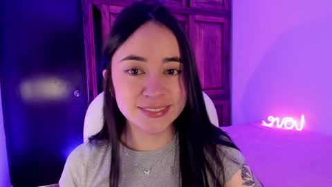 Snapshot of alicee_2 chatting on 12/17/24, 05:47 Aliceee .. 97YP9VWGZHrefnav wishlist lists 1 online show from 12/17/24, 05:47