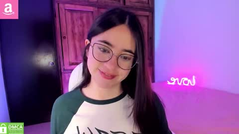 Aliceee  ..   97YP9VWGZHrefnav wishlist lists 1 online show from 03/13/26, 10:33