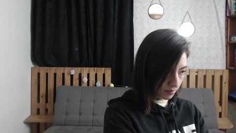 alicee_logan_ online show from 12/22/24, 01:45