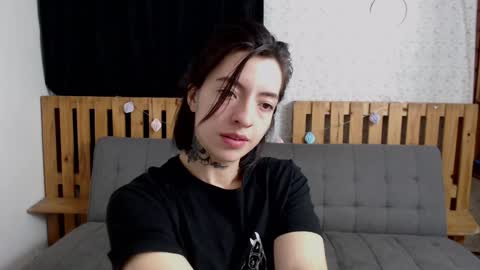 alicee_logan_ online show from 12/30/24, 02:09