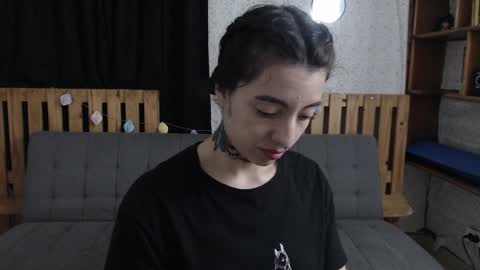 alicee_logan_ online show from 12/31/24, 02:40