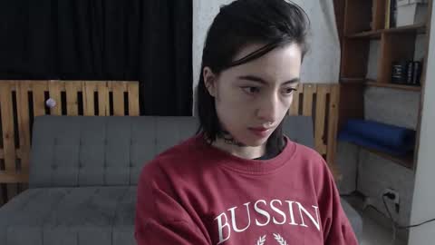 alicee_logan_ online show from 02/16/25, 02:09
