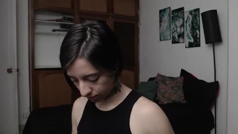 alicee_logan_ online show from 12/14/25, 02:50