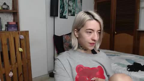 alicee_logan_ online show from 03/28/26, 02:33