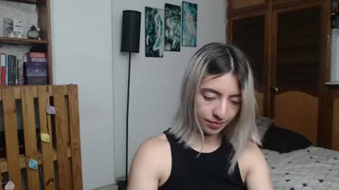 alicee_logan_ online show from 07/19/26, 01:31