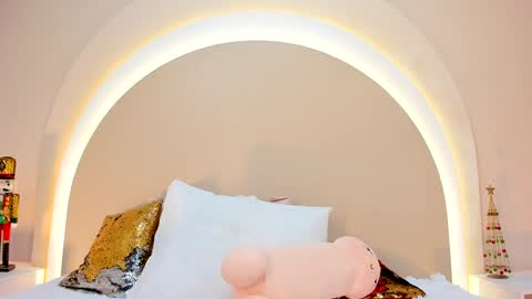 alice online show from 01/06/25, 08:07