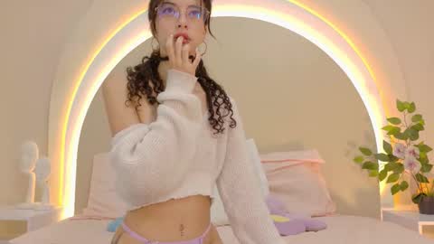 alice online show from 11/24/25, 05:45