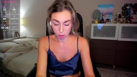 Daniella online show from 11/23/25, 03:17