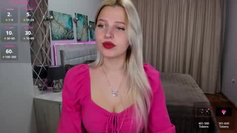 Alice online show from 01/09/25, 01:02