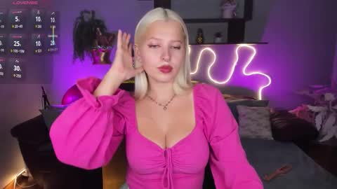 Alice online show from 09/19/25, 11:55