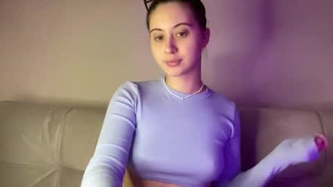 aliceinlustland online show from 02/23/26, 05:43