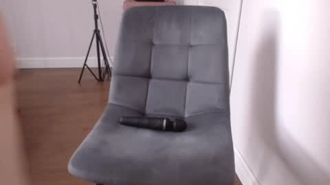 Alice online show from 04/18/26, 12:53