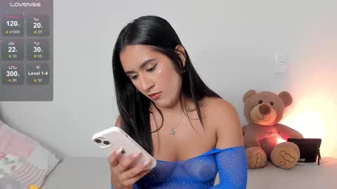 vanessa online show from 11/25/25, 04:18