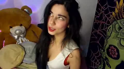 Alicekingdom online show from 11/29/25, 12:24