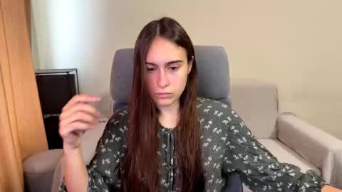 alicekollt online show from 10/15/25, 07:52