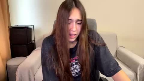 alicekollt online show from 11/07/25, 09:31