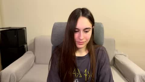 alicekollt online show from 04/15/26, 07:58