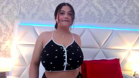 Alice Morelli  online show from 03/28/26, 02:33