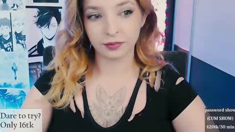 aliceriddle1 online show from 12/18/25, 12:00